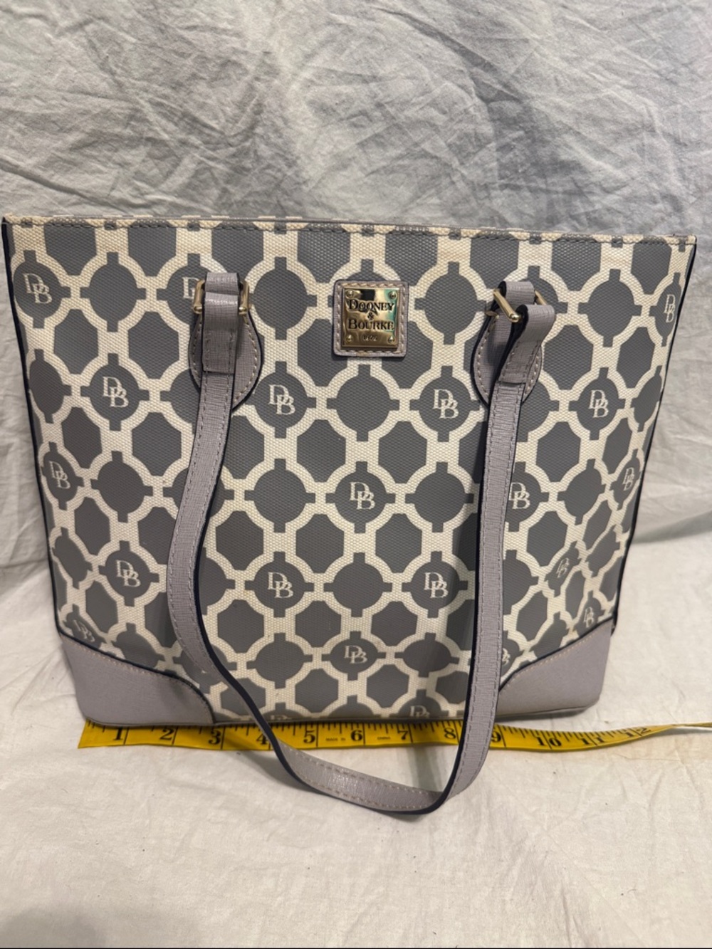 Dooney & Bourke Gray & Cream Geometric Tote
